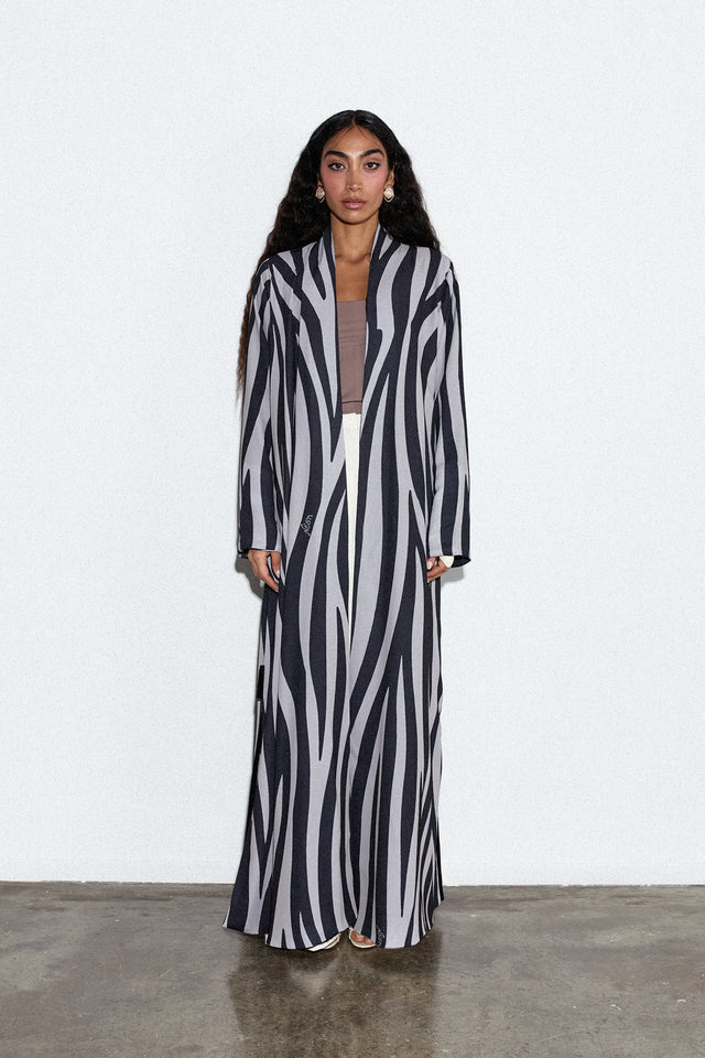 MONOCHROME ZEBRA